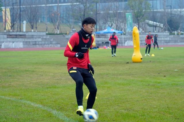 开云官网-“新人”加剧国青良性竞争 把“根”扎牢期待为国出战